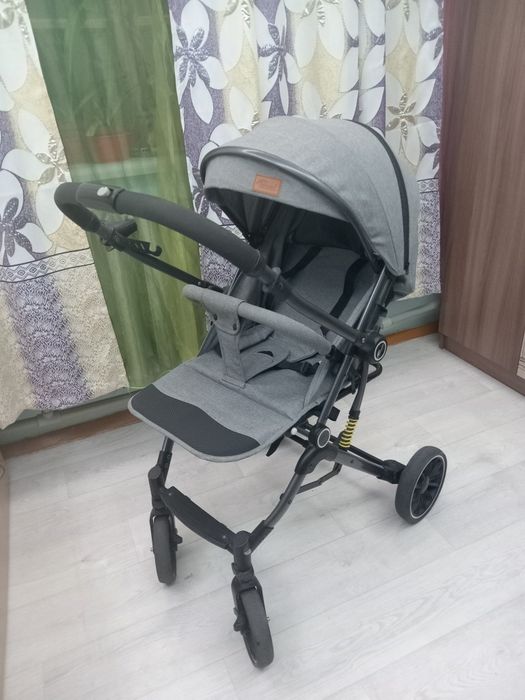 Продам детскую коляску