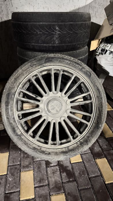 Шины на Гелик оригинал