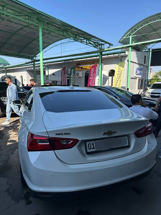 Chevrolet malibu 2