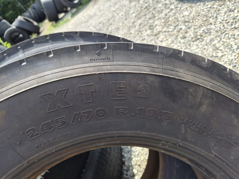 245 70 r19.5 trailer