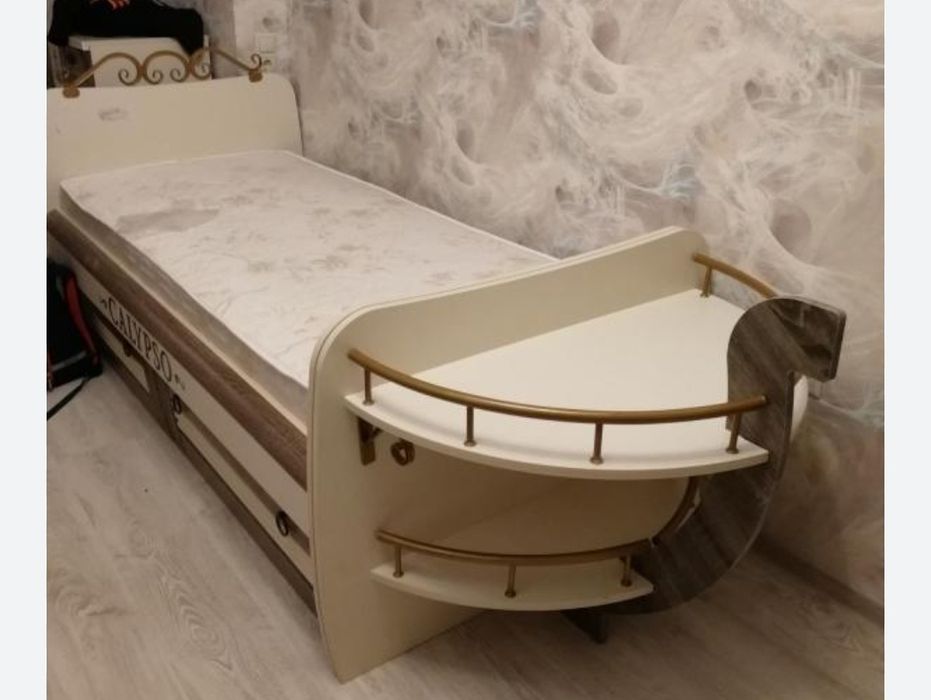 Продам мебель в детскую комнату