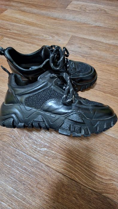 Кроссовки 36 размер