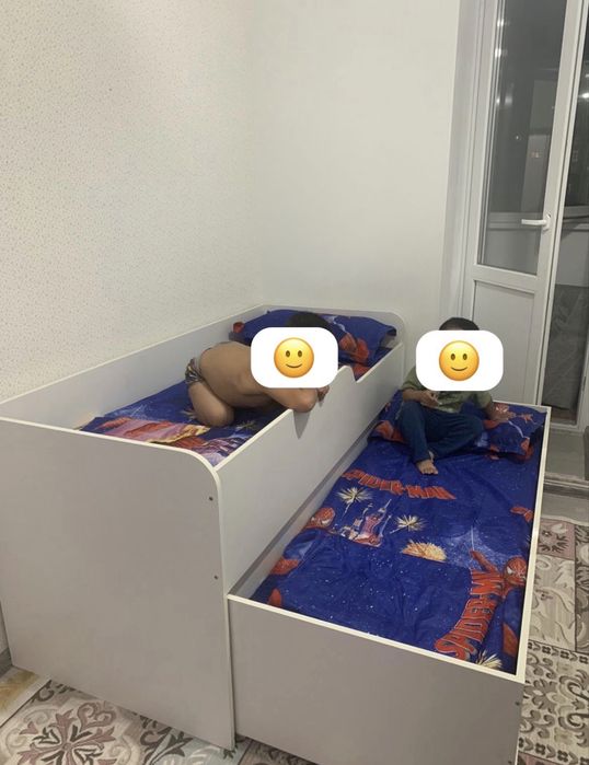 Продам кровать для двоих детей