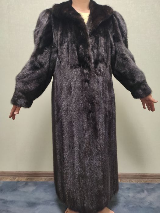 Продам!!   Шубу.