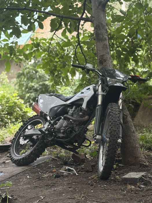 продам эндуро 250 кубов