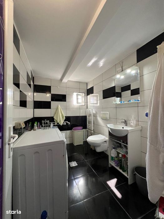 De închiriat | 3 camere | Piața Unirii | 2 dormitoare | 600 €/lună