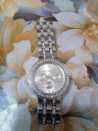 Часы женские кварцевые