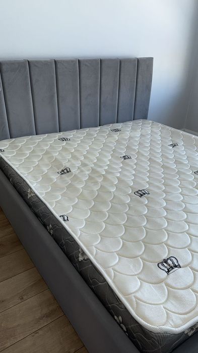 Кровать двуспальная