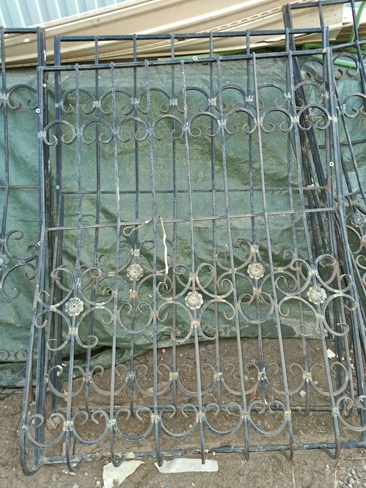 Решётки на окна 1.40 на  1.10