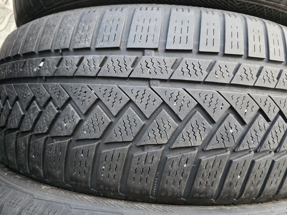 4бр Зимни гуми 205 60 17 - Continental