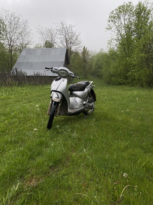 Vand sau schimb Aprilia Scarabeo