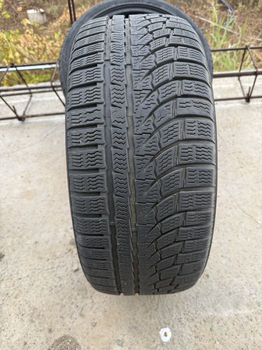 Anvelope Iarna 205/45 R 17