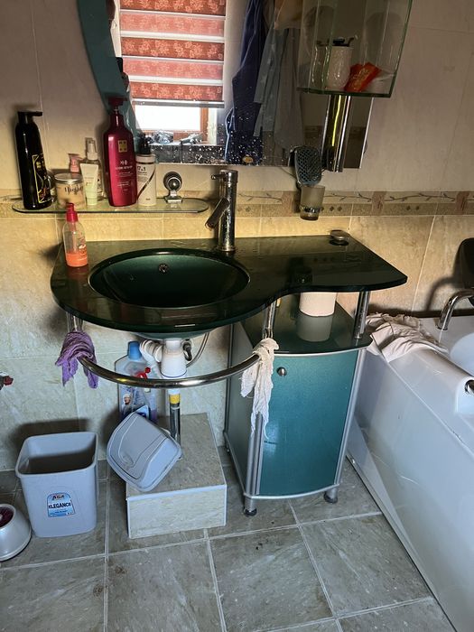 Умывальник для туалета