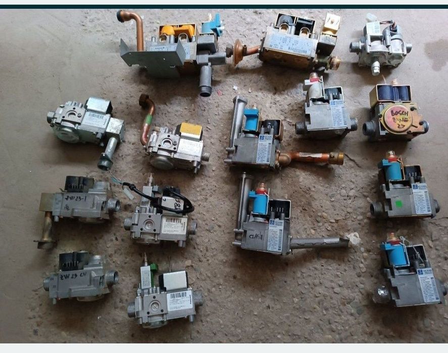 Vane Sigma 845, Tandem 837, Samsung sau Honeywell 
Mai