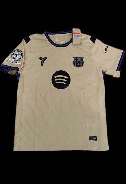 Tricou Robert Lewandowski