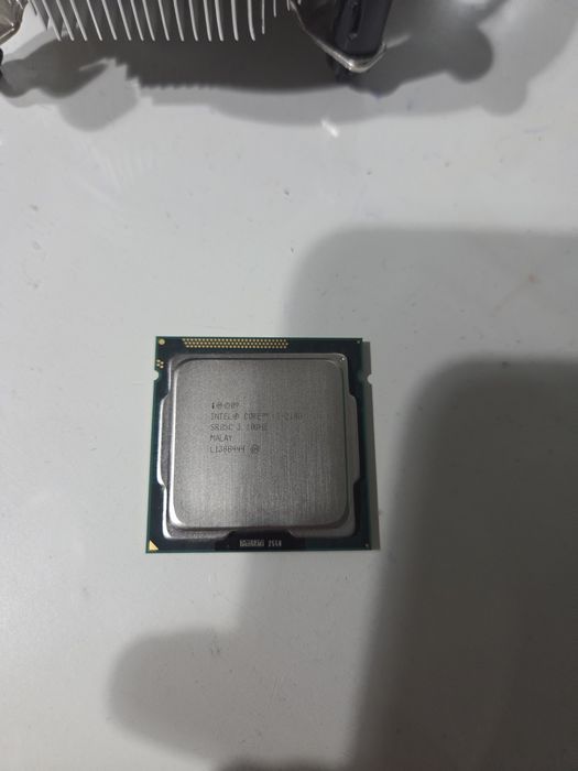 Процессор Intel Core i3-2100 + Кулер Deepcool (LGA 1155)