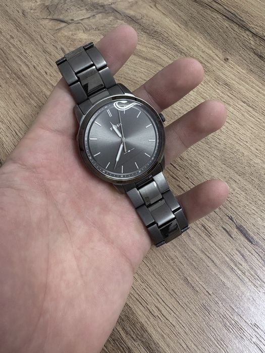 Часы от бренда Fossil