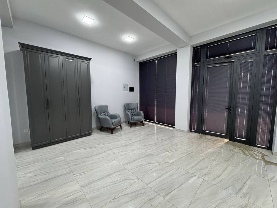 Аренда Офис на Мирзо Улугбек район Первая линия 110 кв Open Space