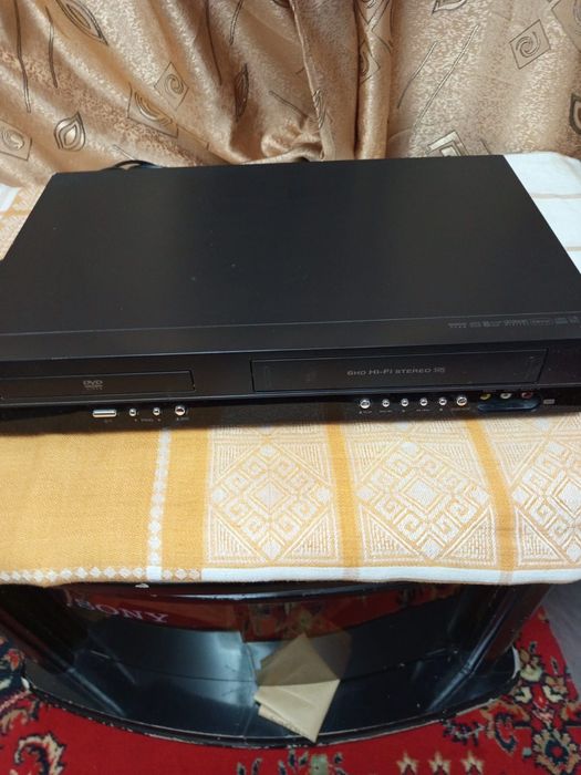 Продам дивиди видио двойку в отличном состоянии.