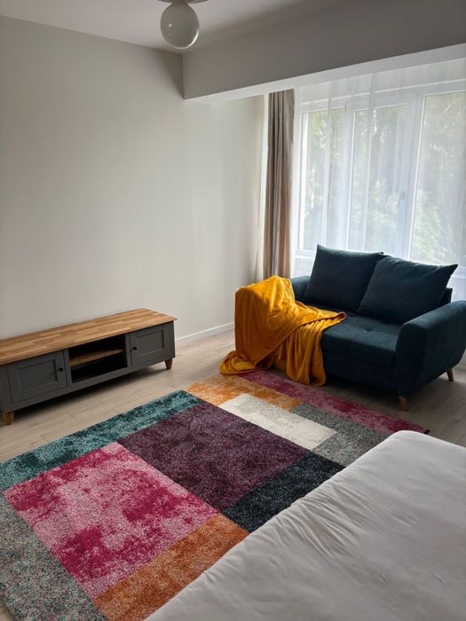 Închiriez apartament 1 cameră mobilat – Podu Roș / Nicolina