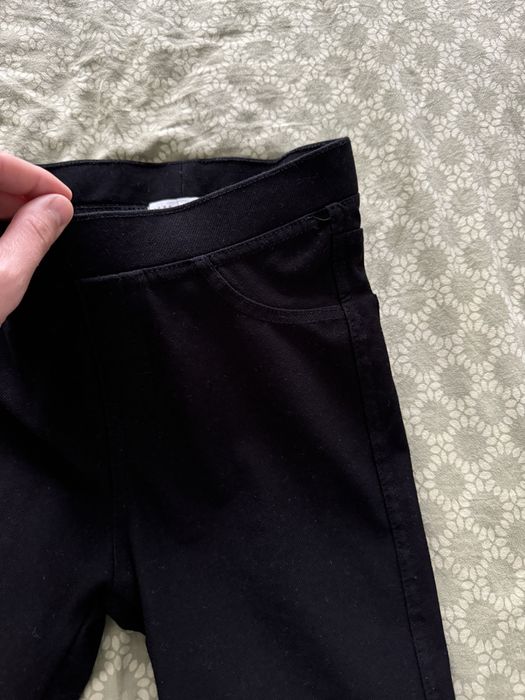 Pantaloni elastici marimea 152