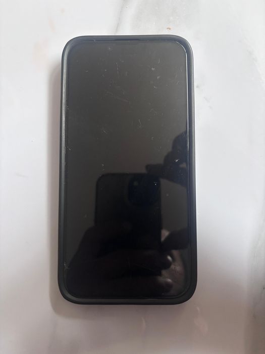 Срочно продам iphone 14 128gb