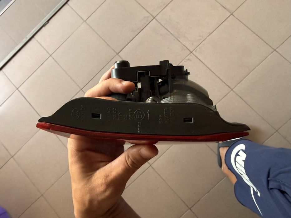 Grila originala  BMW 530/520 G30 / stopuri - semnalizari BMW f30