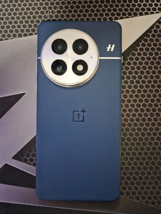 OnePlus 13 16/512 (глобальная версия)