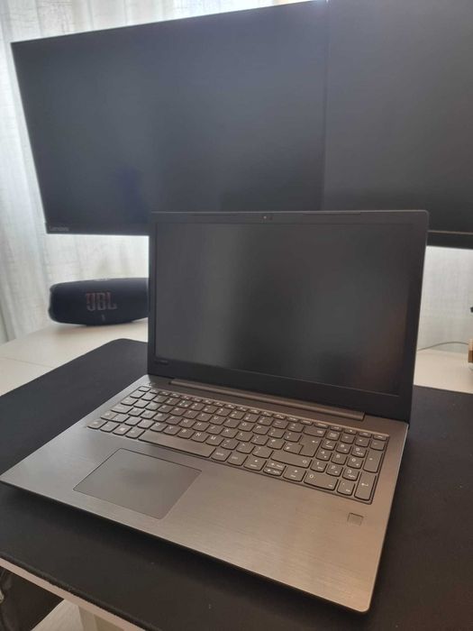 Lenovo V330 IKB - I5-8250U