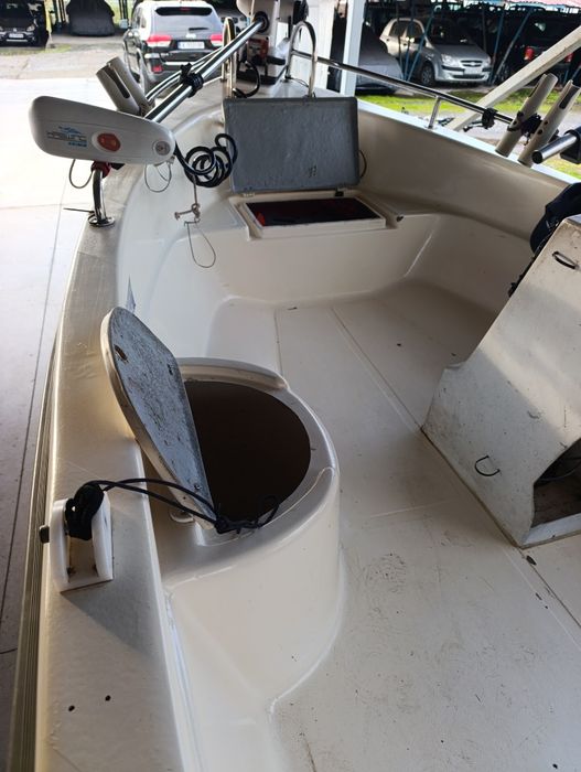 Лодка с мотор 15к.с.