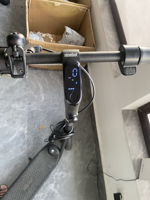Продам ninebot F2 в идельном состояние
