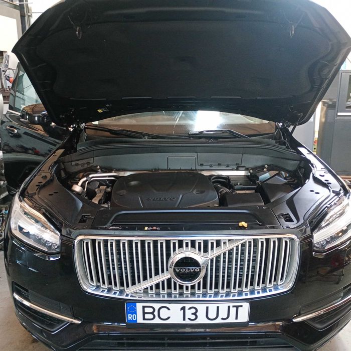 VOLVO XC90 2018 — imagine 4