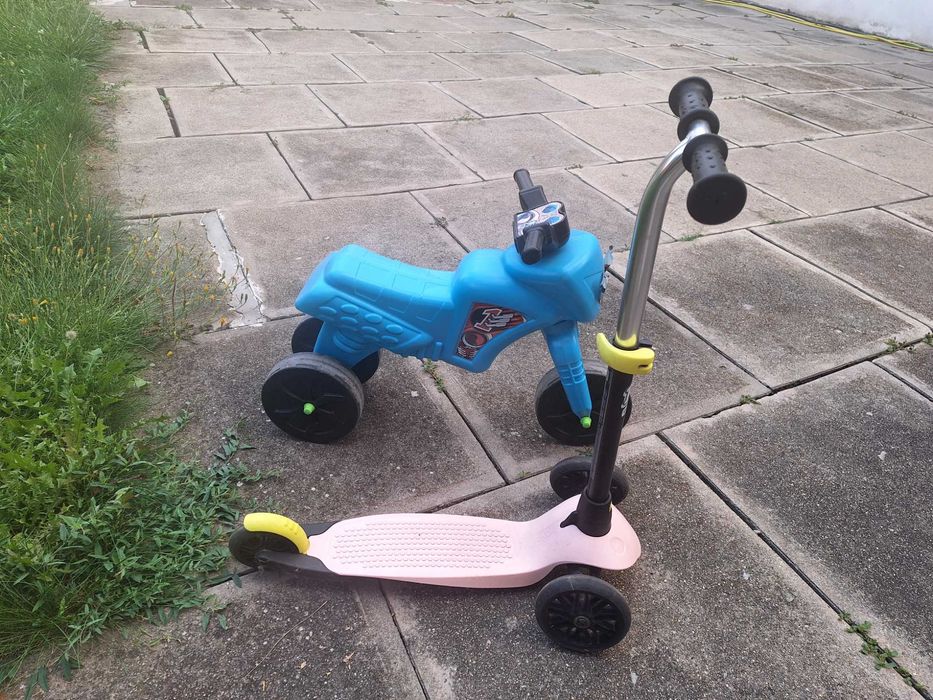 Vand trotineta si motocicleta