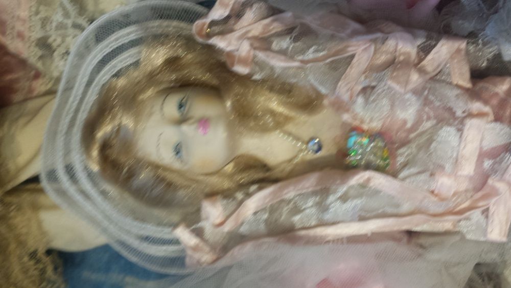 Papusa portelan 60cm 135 lei redus de la 190 lei