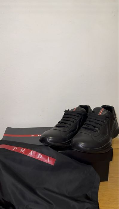 Мъжки обувки Prada