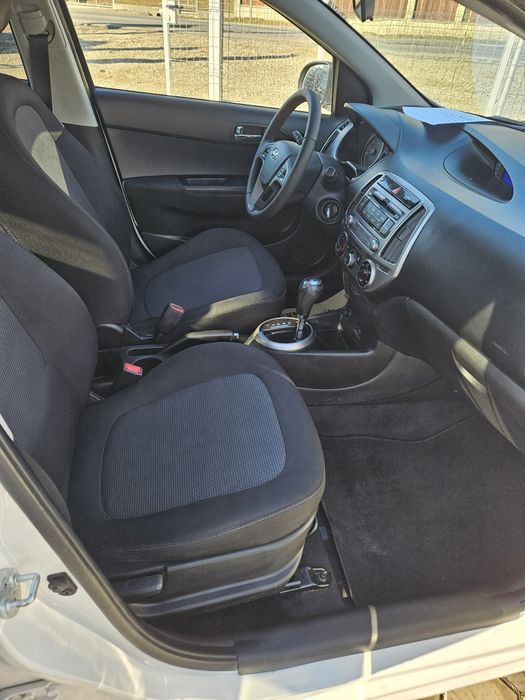 Hyundai I20 1.4 benzina automat!