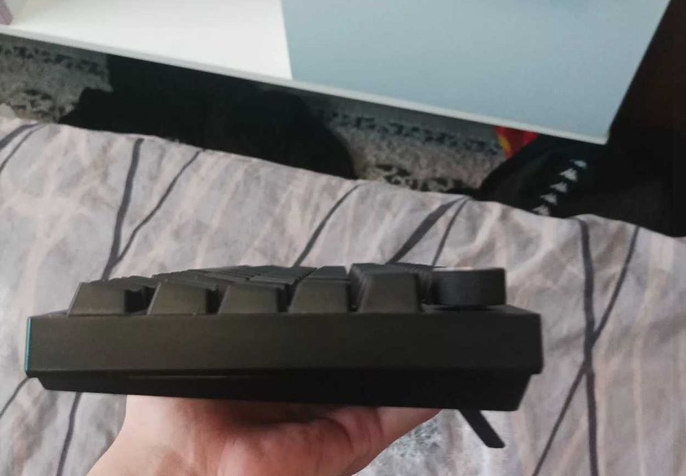 Продам клавиатуру Ajazz AK820 Проводная. Белая подсветка