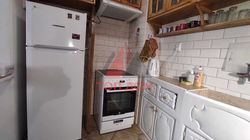 Дава се под наем Двустаен апартамент в Варна, Център - 60 кв.м за 382.5 € - Снимка #1