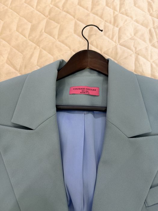 Продам пиджак состояние нового