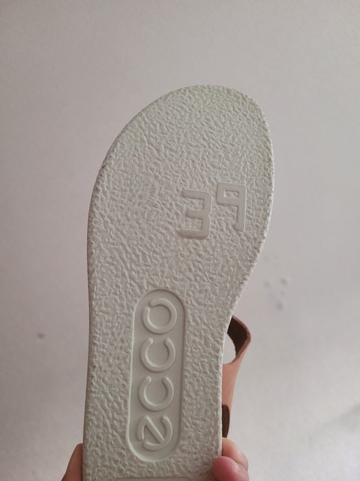 ECCO босоножки.Натурал.кожа