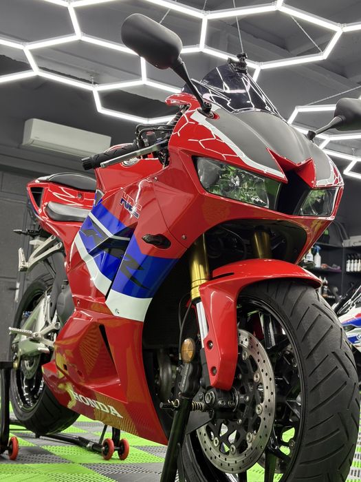 Honda cbr 600 rr