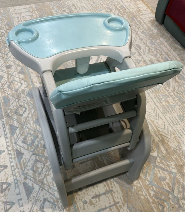 Стул для кормления универсальный