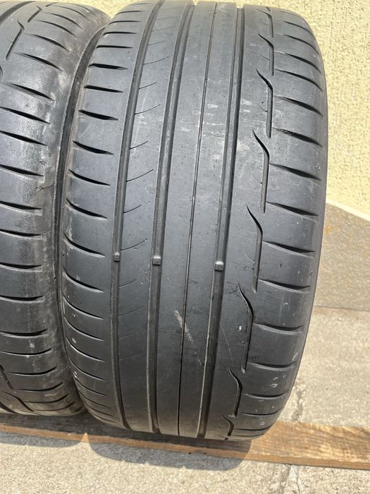 2 бр. летни гуми 245/40/18 Dinlop MO 6 mm DOT 5015