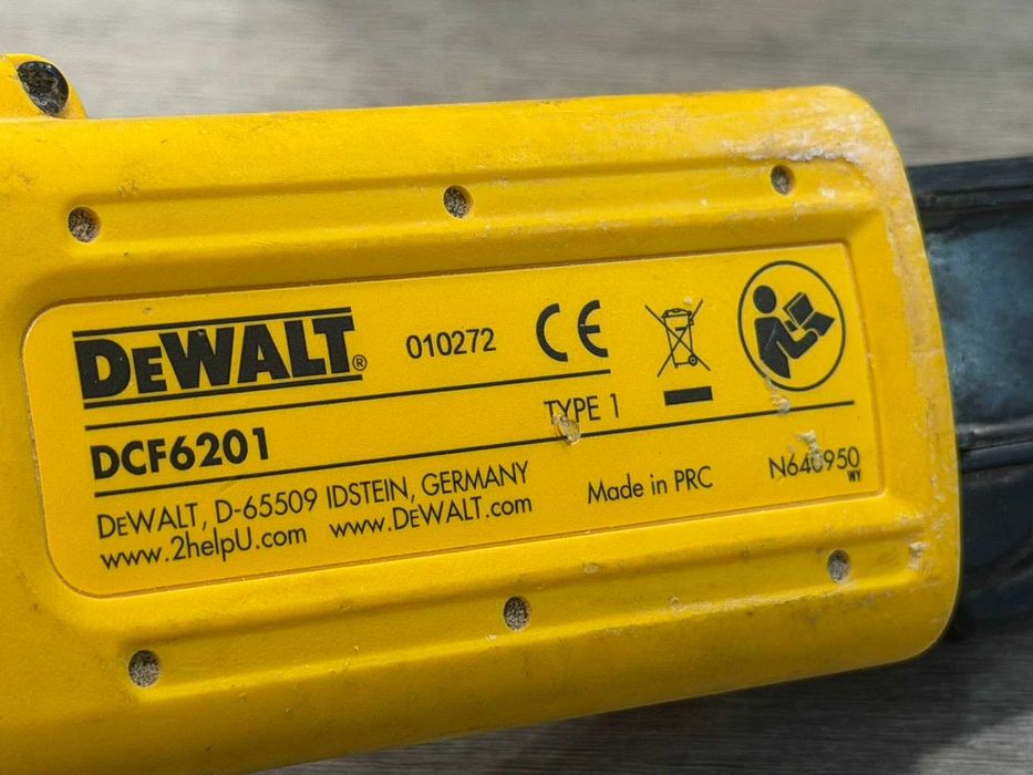 Винтоверт за гипсокартон DeWalt DCF620+ батерия DeWalt DCB184 18V 5.0Ah и приставка DeWalt DCF6201