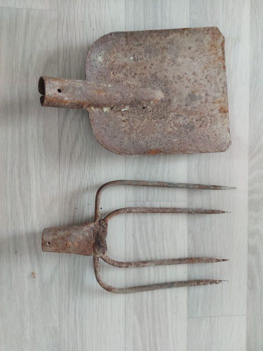 Продается лопата и вилка