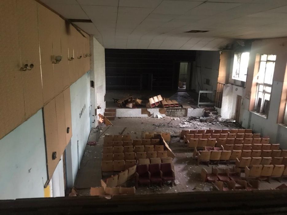 Продам здание на разбор.