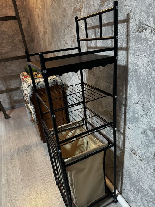 Продам этажерку в ванную