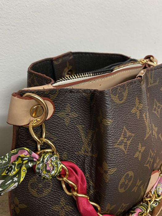 Geanta Louis Vuitton Vand Urgent