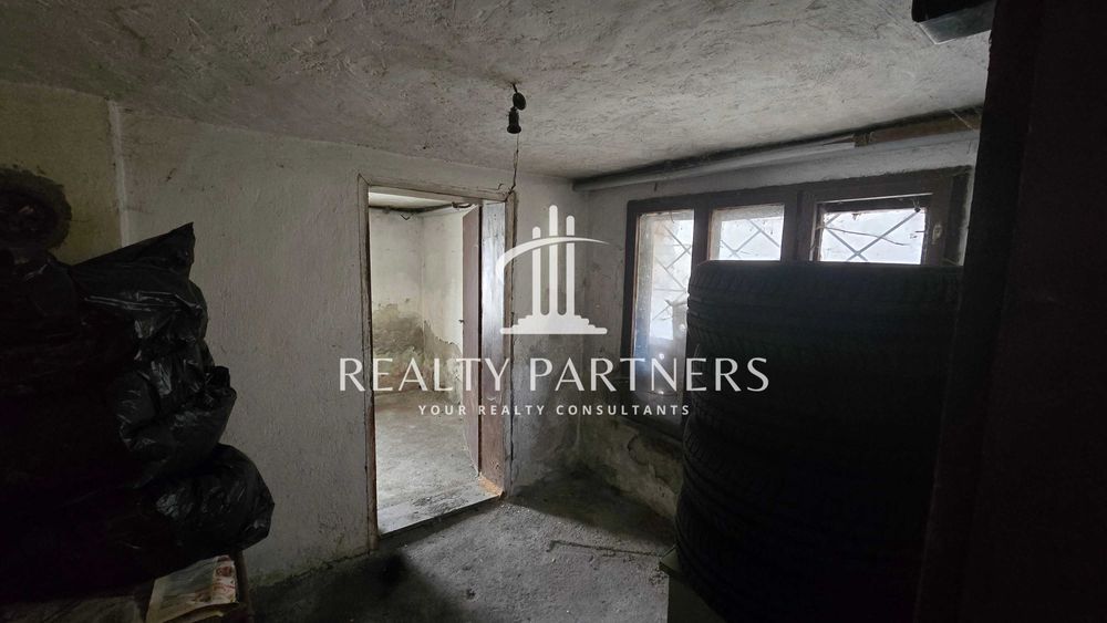 Продава се Къща в Перник, Изток - 240 кв.м за 400 €/кв.м - Снимка #9