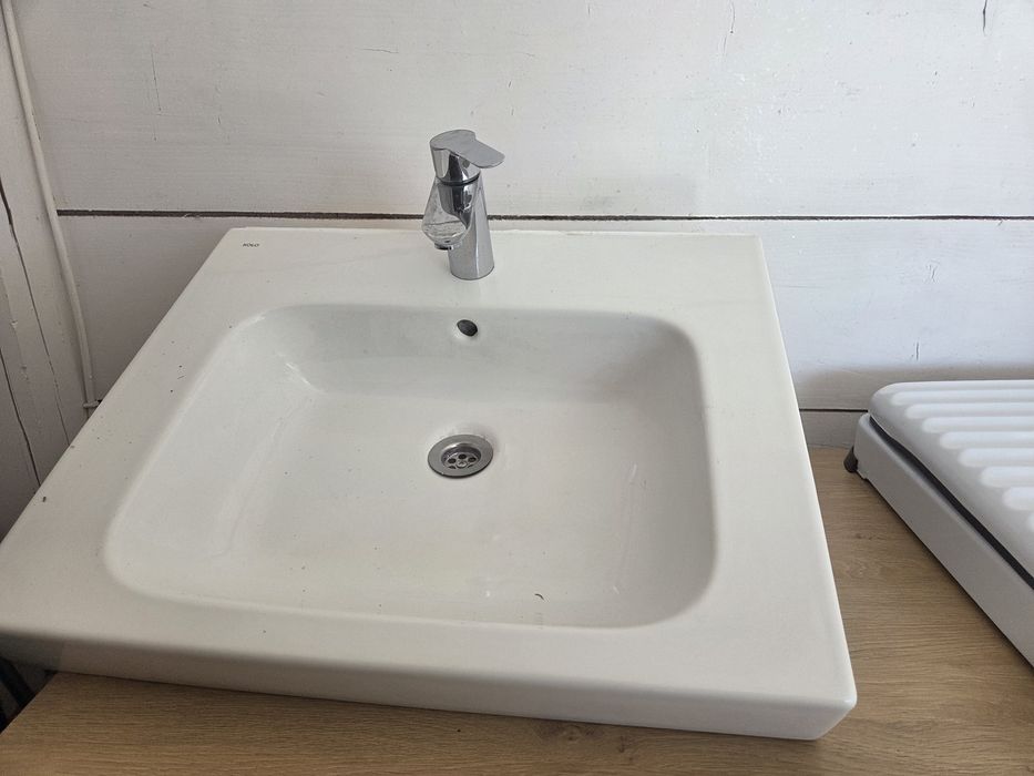 Lavoar ceramic Koło ~60 cm + baterie monocomandă